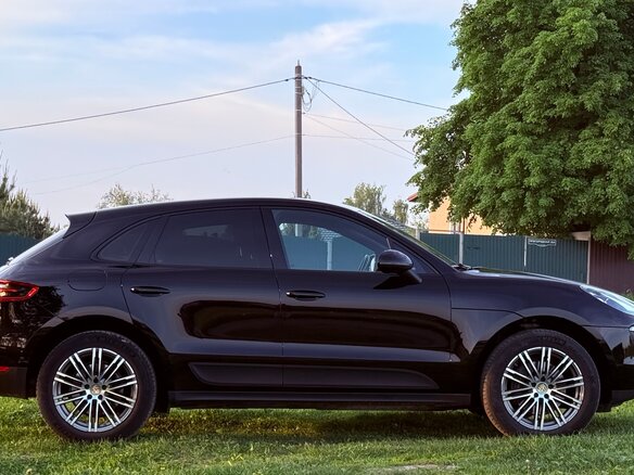 2017 Porsche Macan I, чёрный - вид 3