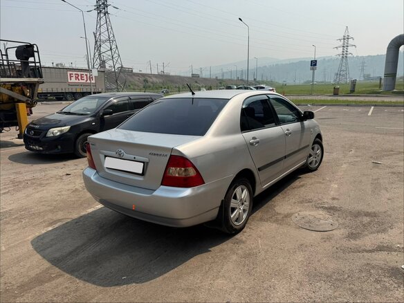 2004 Toyota Corolla IX (E120, E130), серебристый, 510000 рублей - вид 4