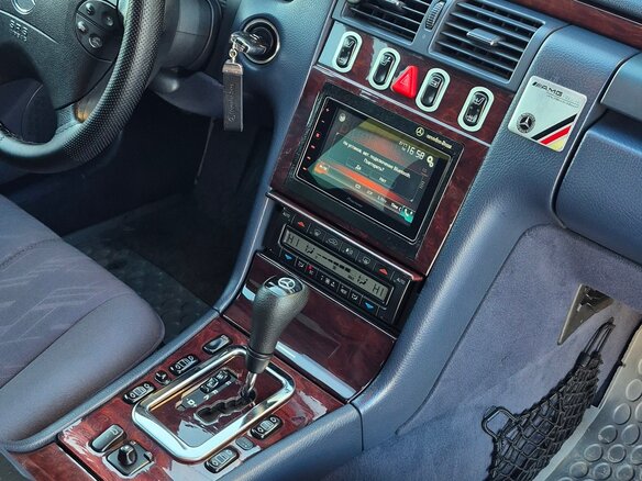 2000 Mercedes-Benz E-Класс 200 II (W210, S210) Рестайлинг, серебристый, 800000 рублей - вид 12