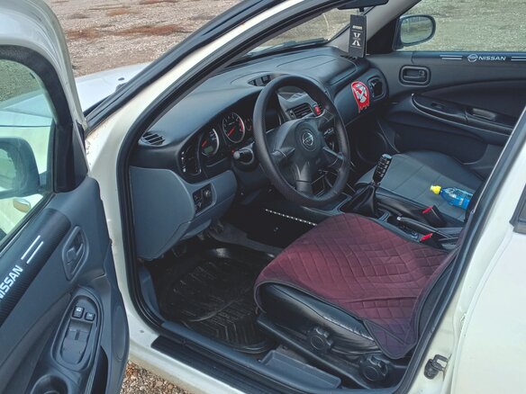 2005 Nissan Almera II (N16) Рестайлинг, белый, 320000 рублей - вид 5
