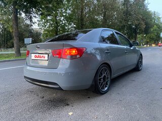 2010 Kia Cerato 6-speed II, серый, 550000 рублей, вид 4