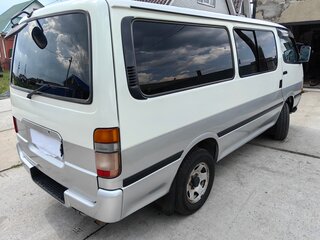 1999 Toyota HiAce H100, белый, 860000 рублей, вид 3