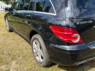 2010 Mercedes-Benz R-Класс 350 Long I Рестайлинг, чёрный, 1200000 рублей, вид 4