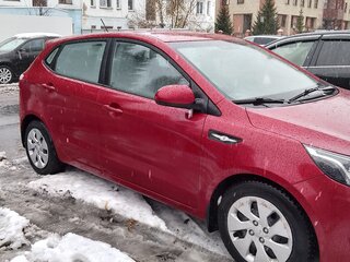 2013 Kia Rio III, красный, 750000 рублей, вид 5
