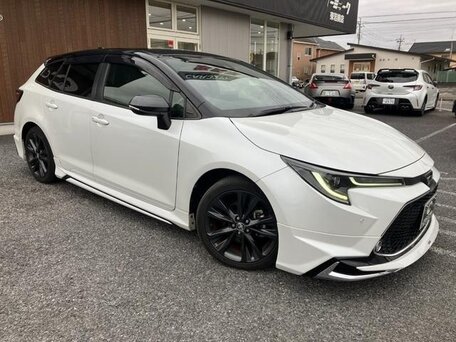 Toyota Corolla XII (E210)