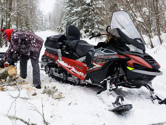 2025 AODES (Odes) Snowcross 1000, красный, 999000 рублей - вид 1