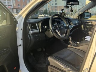 2014 Toyota Highlander III (XU50), белый, 3100000 рублей, вид 5