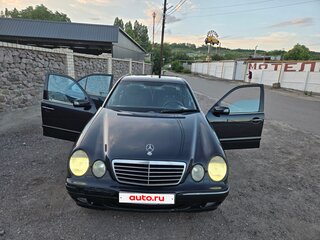 1999 Mercedes-Benz E-Класс 240 II (W210, S210), чёрный, 550000 рублей, вид 1