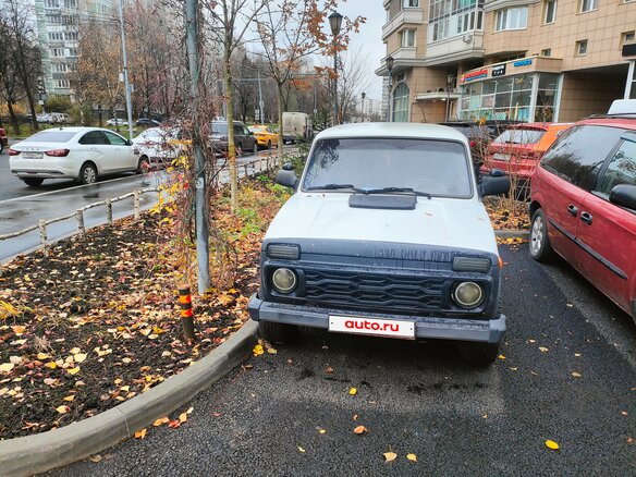 2011 Lada (ВАЗ) 2121 (4x4) I Рестайлинг, белый, 400000 рублей