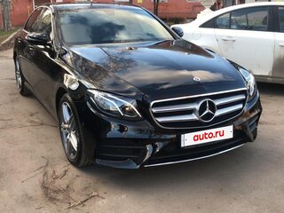 2020 Mercedes-Benz E-Класс 220 d V (W213, S213, C238), чёрный, 4050000 рублей, вид 4