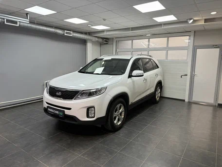 2019 Kia Sorento II Рестайлинг, белый, 2120000 рублей, вид 1