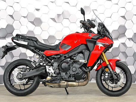 2022 Yamaha Tracer 9, красный, 1499000 рублей, вид 3