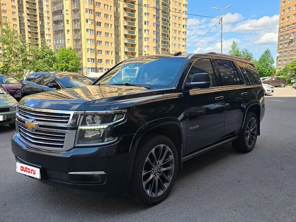 2016 Chevrolet Tahoe IV, чёрный, 3350000 рублей - вид 3