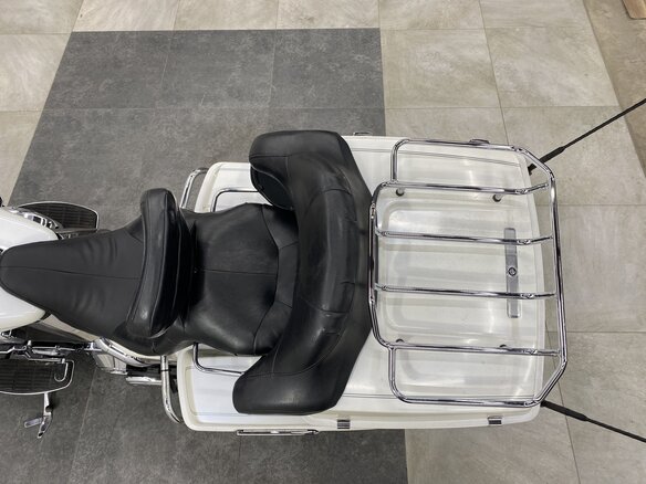 2005 Harley-Davidson Electra Glide, белый, 619000 рублей - вид 12