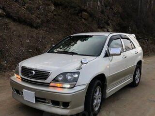 1998 Toyota Harrier I (XU10), белый, 1200000 рублей, вид 1