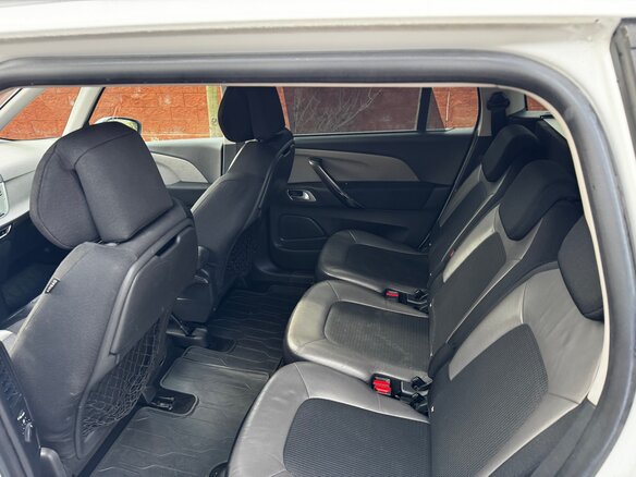 2017 Citroen C4 Picasso Grand II Рестайлинг, белый, 1130000 рублей - вид 20
