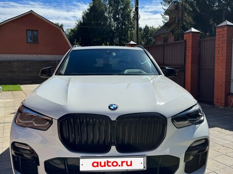 2019 BMW X5 30d IV (G05/G18), белый, 4950000 рублей, вид 2