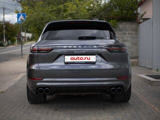 2019 Porsche Cayenne III, серый, 8750000 рублей, вид 5