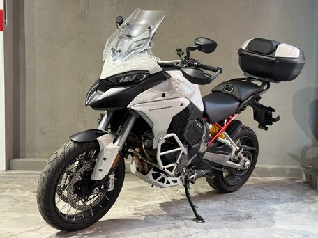 2022 Ducati Multistrada V4, белый, 1950000 рублей, вид 1