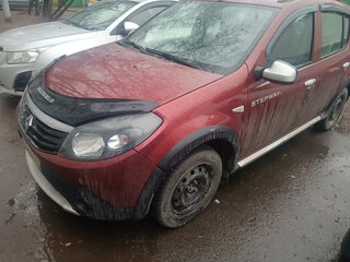 2012 Renault Sandero Stepway I, красный, 500000 рублей, вид 1