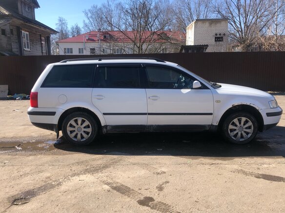 1999 Volkswagen Passat B5, белый, 300000 рублей - вид 3
