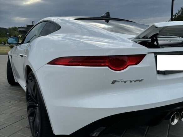 2016 Jaguar F-Type I, белый, 3100000 рублей - вид 2
