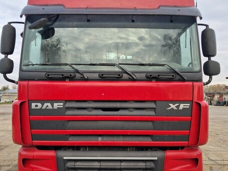 2012 DAF XF 105, пурпурный, 4700000 рублей, вид 1