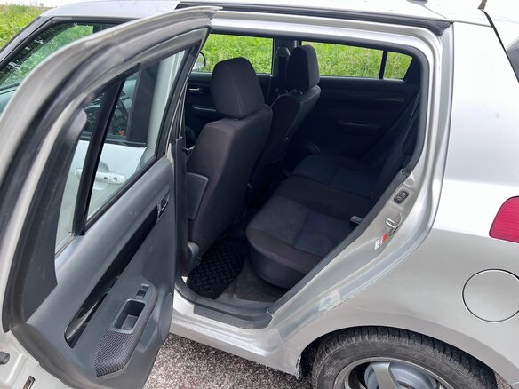 2007 Suzuki Swift III, серебристый, 490000 рублей - вид 15