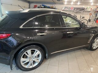 2016 Infiniti QX70, чёрный, 2000000 рублей, вид 2