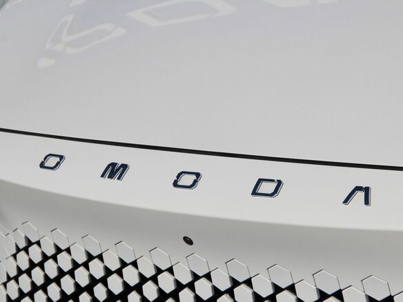 2025 Omoda C7, белый - вид 12