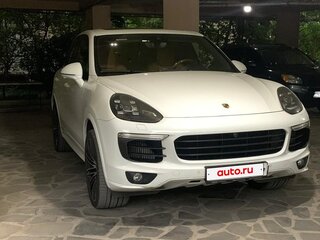 2015 Porsche Cayenne S II Рестайлинг (958), белый, 3890000 рублей, вид 1