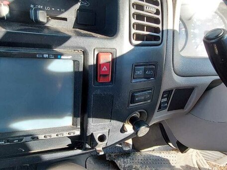 1990 Toyota Toyoace, белый, 1850000 рублей, вид 5
