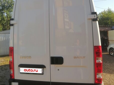 2014 Iveco Daily, белый, 2000000 рублей, вид 5