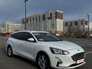 2020 Ford Focus IV, белый, 1600000 рублей, вид 3