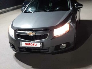 2010 Chevrolet Cruze I, серый, 700000 рублей, вид 3