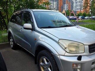 2002 Toyota RAV4 II (XA20), серебристый, 720000 рублей, вид 2