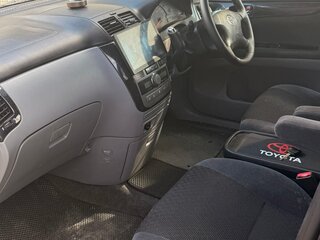 2002 Toyota Ipsum II (M20), чёрный, 850000 рублей, вид 4