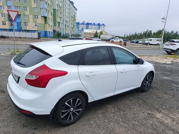 2012 Ford Focus III, белый, 830000 рублей - вид 1