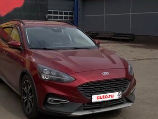 2019 Ford Focus Active IV, красный, 1900000 рублей, вид 2