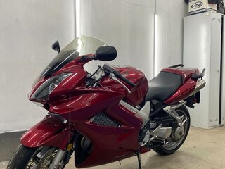 2007 Honda VFR 800, пурпурный, 597922 рублей, вид 2