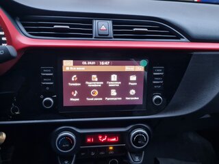 2021 Kia Rio X IV Рестайлинг, серый, 2000000 рублей, вид 4