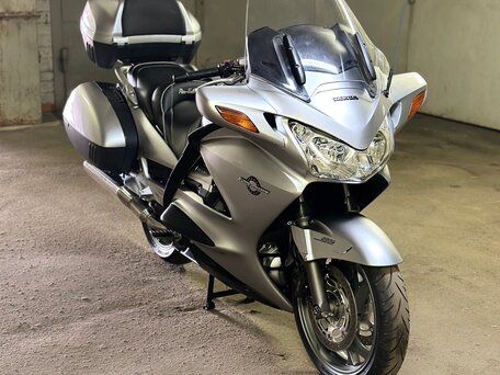 2007 Honda ST 1300, серебристый, 800000 рублей, вид 1