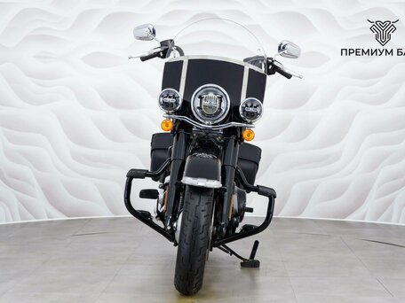 2017 Harley-Davidson Heritage Classic, чёрный, 1599000 рублей, вид 4