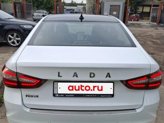 2024 Lada (ВАЗ) Vesta I Рестайлинг (NG), белый, 1590000 рублей, вид 3