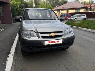 2012 Chevrolet Niva I Рестайлинг, серый, 560000 рублей, вид 2