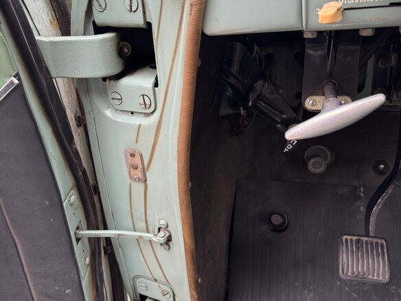 1970 ГАЗ 21 «Волга» 21Р, зелёный - вид 21