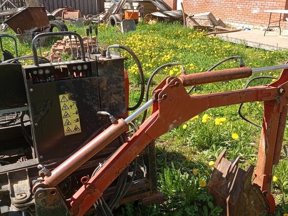 2000 Yanmar C30, красный, 400000 рублей - вид 3