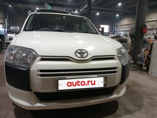 2015 Toyota Probox I Рестайлинг, белый, 700000 рублей, вид 3