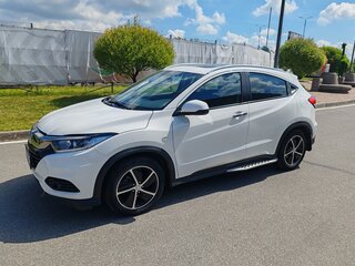 2021 Honda Vezel I Рестайлинг, белый, 2090000 рублей, вид 4