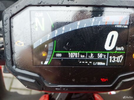 2022 Kawasaki Z 650, красный, 620000 рублей, вид 4